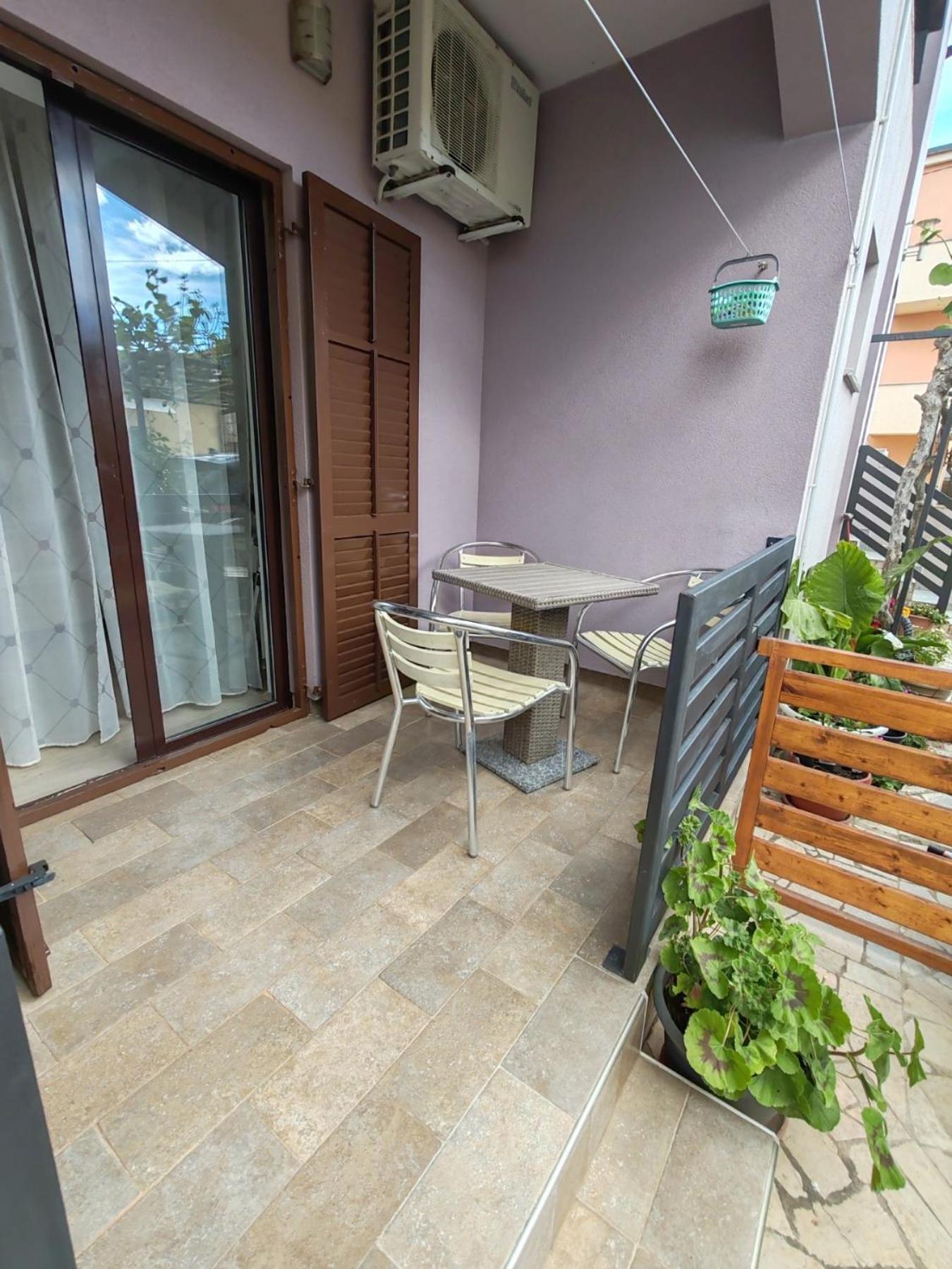 Apartman Lana Medulin Bagian luar foto
