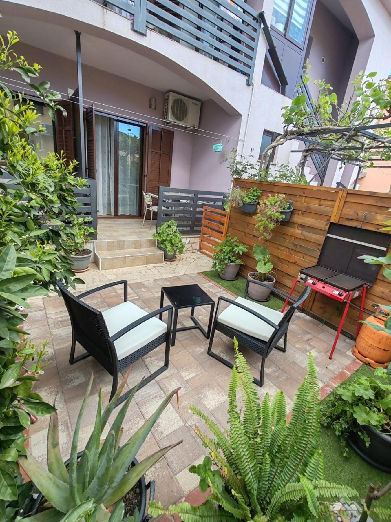 Apartman Lana Medulin Bagian luar foto